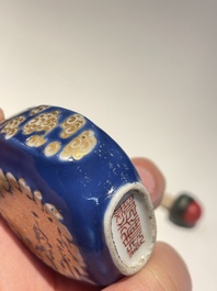 Twee Chinese snuifflessen in porselein, Daoguang merk en periode