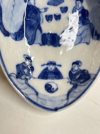 Een diverse collectie blauw-wit Chinees porselein, 19/20e eeuw