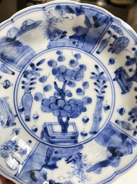 Een diverse collectie blauw-wit Chinees porselein, 19/20e eeuw
