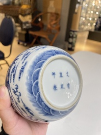 Een diverse collectie blauw-wit Chinees porselein, 19/20e eeuw