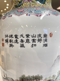 Twee Chinese famille rose vazen, Qianlong merk, Republiek