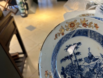 14 Chinese blauw-witte en verte-Imari borden, Kangxi/Qianlong