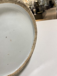 Paire de vases en porcelaine de Chine famille rose &agrave; d&eacute;cor des 'Sanxing', 19&egrave;me
