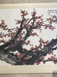 Guan Shanyue 關山月 (1912-2000): 'Fleurs de prunier', encre et couleurs sur papier, dat&eacute; 1992