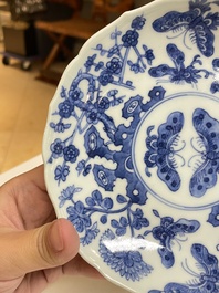 Een diverse collectie blauw-wit Chinees porselein, 19/20e eeuw