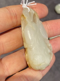 Cinq sculptures en jade blanc et c&eacute;ladon, Chine, Qing/R&eacute;publique