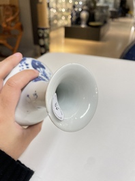 Een diverse collectie blauw-wit Chinees porselein, 19/20e eeuw