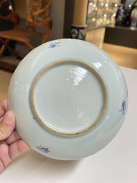 Een diverse collectie blauw-wit Chinees porselein, 19/20e eeuw