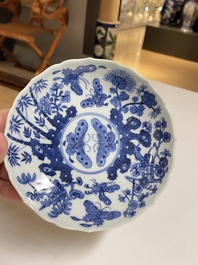 Een diverse collectie blauw-wit Chinees porselein, 19/20e eeuw