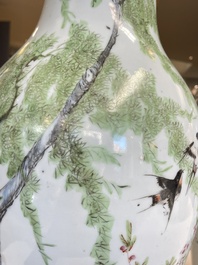 Quatre vases en porcelaine de Chine qianjiang cai, 19/20&egrave;me