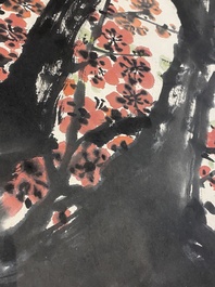 Guan Shanyue 關山月 (1912-2000): 'Fleurs de prunier', encre et couleurs sur papier, dat&eacute; 1992