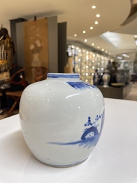 Een diverse collectie blauw-wit Chinees porselein, 19/20e eeuw