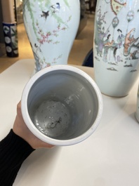 Quatre vases en porcelaine de Chine qianjiang cai, 19/20&egrave;me