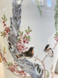 Quatre vases en porcelaine de Chine qianjiang cai, 19/20&egrave;me