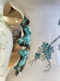 Quatre vases en porcelaine de Chine qianjiang cai, 19/20&egrave;me