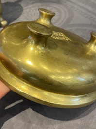 Br&ucirc;le-parfum tripode en bronze dor&eacute;, Chine, marque de Xuande, 19&egrave;me