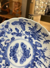 Een diverse collectie blauw-wit Chinees porselein, 19/20e eeuw