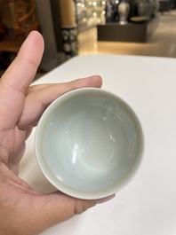 Een diverse collectie blauw-wit Chinees porselein, 19/20e eeuw