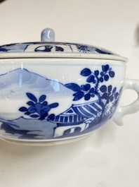 A pair of Chinese blue and white bowls and covers, Kangxi