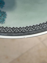 Een diverse collectie Chinees blauw-wit, ijzerrood en famille rose porselein, 19/20e eeuw