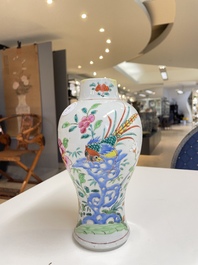 Een diverse collectie Chinees porselein, Kangxi en later