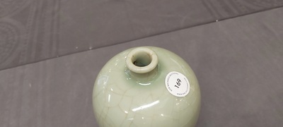A Chinese monochrome celadon-glazed 'meiping' vase, 18/19th C.
