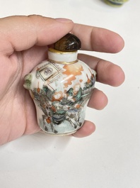 Six tabati&egrave;res en porcelaine de Chine, 19/20&egrave;me