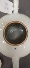 Une collection vari&eacute;e en porcelaine de Chine, Kangxi/Qianlong