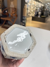 Een diverse collectie Chinees porselein, Kangxi en later
