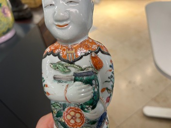 A pair of Chinese famille verte 'Hehe Er Xian' figures, Kangxi