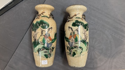 Een diverse collectie Chinees famille rose en famille verte porselein, Yongzheng en later
