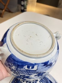 A pair of Chinese blue and white bowls and covers, Kangxi