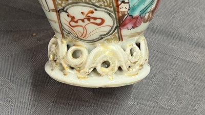 Een diverse collectie Chinees famille rose en famille verte porselein, Yongzheng en later