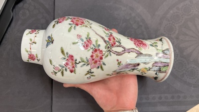 Een diverse collectie Chinees famille rose en famille verte porselein, Yongzheng en later