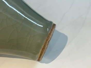 A Chinese monochrome celadon-glazed 'meiping' vase, 18/19th C.