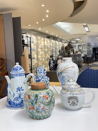 Een diverse collectie Chinees porselein, Kangxi en later