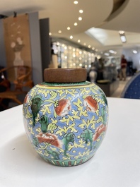 Een diverse collectie Chinees porselein, Kangxi en later