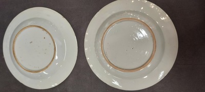 Dertien Chinese Imari-stijl borden, Kangxi/Qianlong