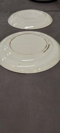 Een Chinees Canton famille rose 41-delig servies met het wapen van Ormiston voor de Schotse markt, 19e eeuw