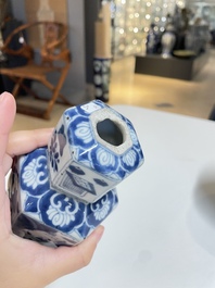 Een diverse collectie Chinees porselein, Kangxi en later