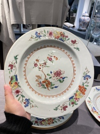 Zeven Chinese famille rose schotels, Qianlong
