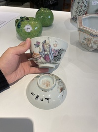 Vier Chinese famille rose en qianjiang cai kommen en een paar appels, 19/20e eeuw
