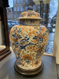 Vase couvert en porcelaine de Chine de style Imari et en rouge de cuivre, Kangxi