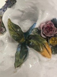 Impressionant perroquet en porcelaine polychrome de Meissen, Allemagne, 19&egrave;me