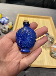 Une collection vari&eacute;e de tabati&egrave;res en jade, pierres dures et verre, Chine, 19/20&egrave;me
