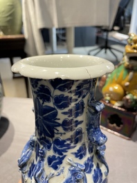 Een diverse collectie Chinees porselein, 19e eeuw