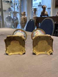 Une paire de vases en porcelaine de Chine famille rose aux montures en bronze dor&eacute; et une chope &agrave; sujet mandarin, Qianlong