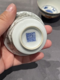 Een collectie Chinese famille rose, grisaille en ijzerrode koppen en kommen, 19/20e eeuw