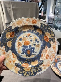 Neuf assiettes en porcelaine de Chine de style Imari, Qianlong
