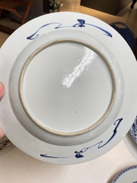 Vier Chinese blauw-witte schotels, Yongzheng/Qianlong